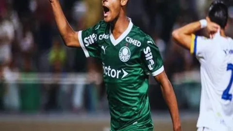 山东球迷欠款危机，命悬四日，ICU高昂费用压垮家庭